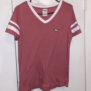 Vs pink shirt